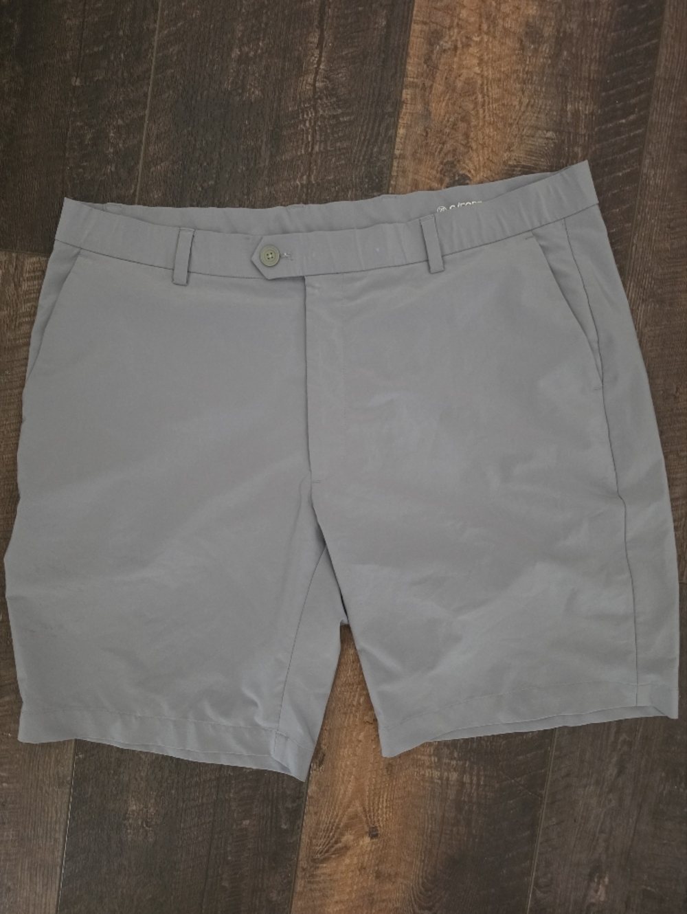 G/FORE Men’s Golf Shorts Gray Performance Stretch Flat Front Size 38 - Picture 1 of 5